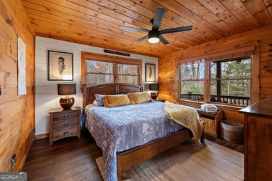 Turn-Key & Fully Furnished with updated designer furnishings - photo 29