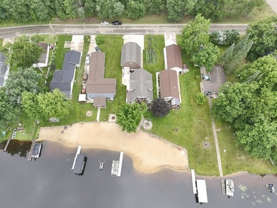 Lake James GEM! Huge over 3000 SQ foot Chalet on main body of - photo 33