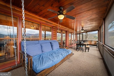Turn-Key & Fully Furnished with updated designer furnishings - photo 37