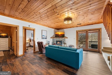 Turn-Key & Fully Furnished with updated designer furnishings - photo 47