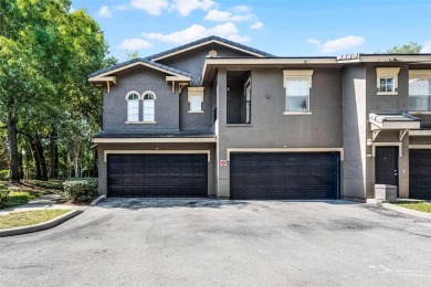 Lake Condo For Sale in Lake Mary, Florida