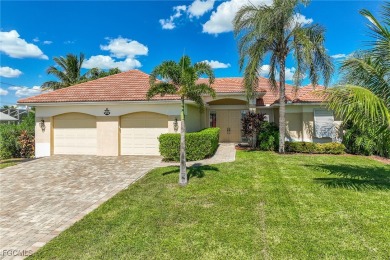 Cape Coral Lakes Area Home For Sale in Cape Coral Florida