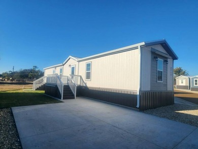 Lake Vilbig Home For Sale in Irving Texas