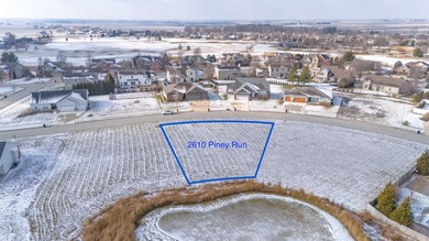 Attention all future homeowners and possible golf enthusiasts!