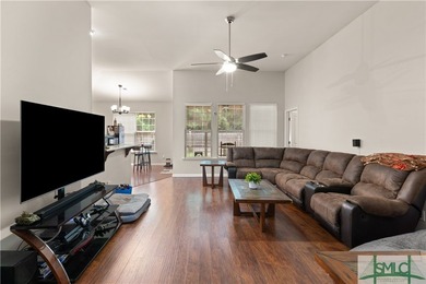 Welcome home to this charming residence in a friendly community! - photo 3
