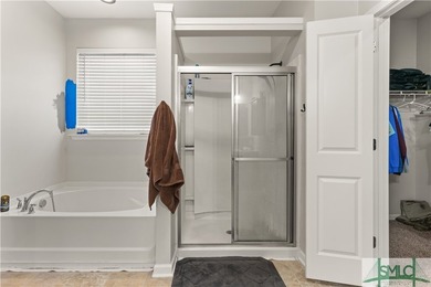 Welcome home to this charming residence in a friendly community! - photo 10