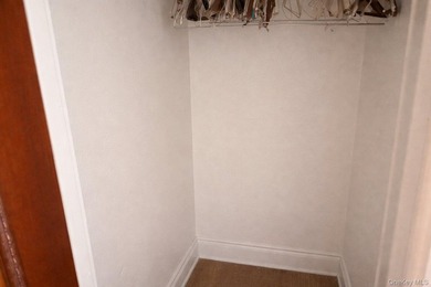 Bring your vision and unlock the potential of this spacious - photo 3