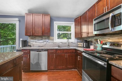 The perfect cottage at the lake is waiting for you.  This home - photo 10
