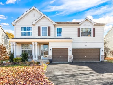 (private lake, pond, creek) Home For Sale in Huntley Illinois