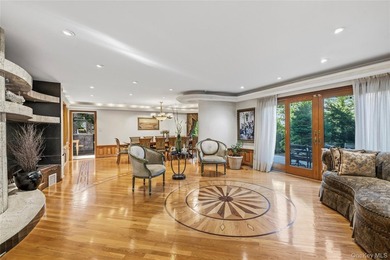 Welcome to this expansive split-level home in the desirable - photo 6