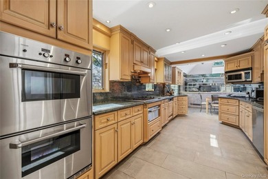 Welcome to this expansive split-level home in the desirable - photo 10