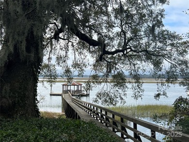 131 Pritchard Street, located in the historic heart of Bluffton - photo 2