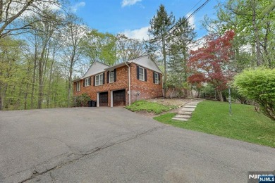Welcome to this charming brick ranch, beautifully set on 1.58 - photo 4