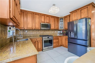 643 Crawford Ave House-16X33 Lot16X100 Immaculate, 1 family - photo 17