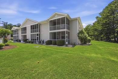 Two-bedroom, two-bathroom second-floor condo with a pool-view - photo 1