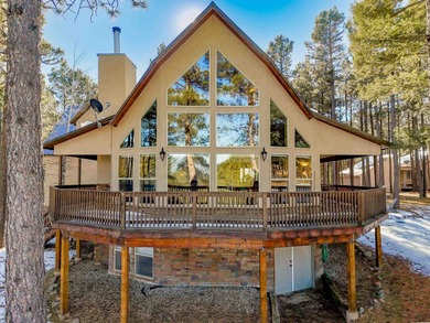 Incredibly beautiful custom home located on the highly manicured - photo 2