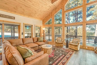Incredibly beautiful custom home located on the highly manicured - photo 10