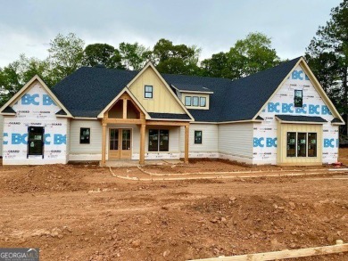 Lake Home For Sale in Newnan, Georgia