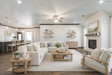 (private lake, pond, creek) Home For Sale in Yukon Oklahoma