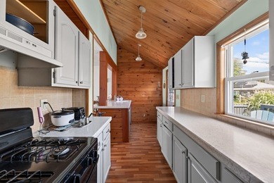 Enjoy coastal living in this charming 3-bedroom, 2-bath Cape in - photo 23