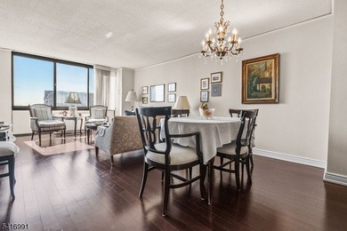 Lake Condo For Sale in Cliffside Park Boro, New Jersey