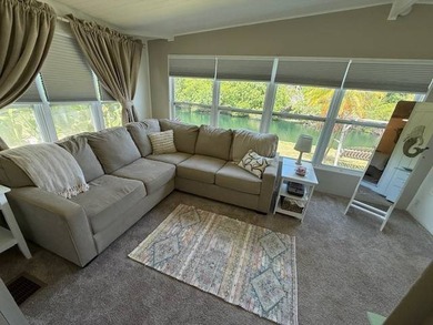 Welcome to peaceful waterfront living in Lake Haven, a - photo 31