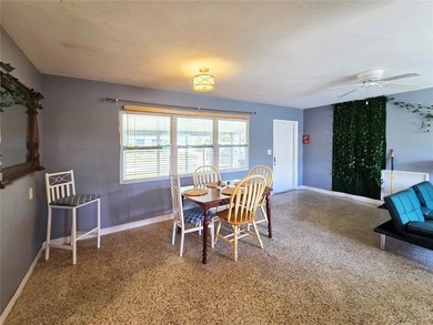 Affordable home close to Tyrone Mall and beaches. Great starter - photo 7