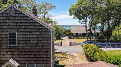 Hamptons Beach House in Waterfront Community and Beach Access - photo 10