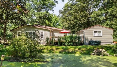 Lake Home For Sale in West Farmington, Ohio