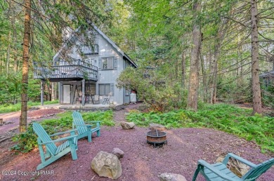 Deer Trail Lake Home For Sale in Pocono Pines Pennsylvania