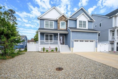 Welcome to Green Island where coastal luxury meets modern - photo 2