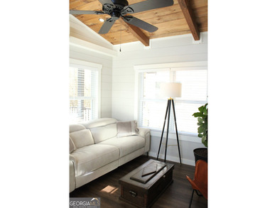 Experience the charm of tiny living in this light and airy 2024 - photo 7
