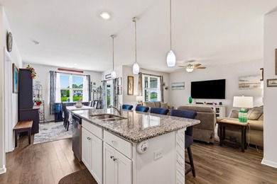 Come live your dream life at the beach! This move-in-ready home - photo 10