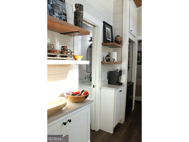 Experience the charm of tiny living in this light and airy 2024 - photo 10