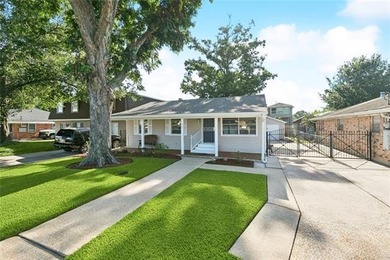 Lake Pontchartrain Home For Sale in Metairie Louisiana