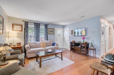 Welcome to 1531 Seacroft, a beautifully updated James Island - photo 7