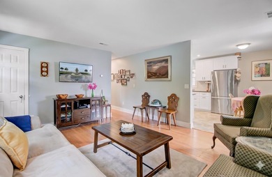 Welcome to 1531 Seacroft, a beautifully updated James Island - photo 8
