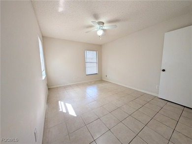 Move in ready- 2-bedroom 2 full bath condo. Split floor plan - photo 5