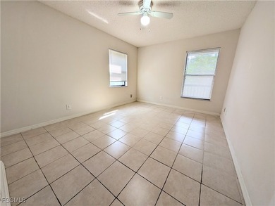 Move in ready- 2-bedroom 2 full bath condo. Split floor plan - photo 8