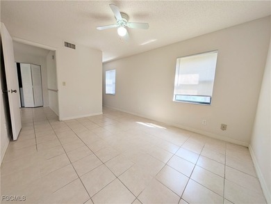 Move in ready- 2-bedroom 2 full bath condo. Split floor plan - photo 9