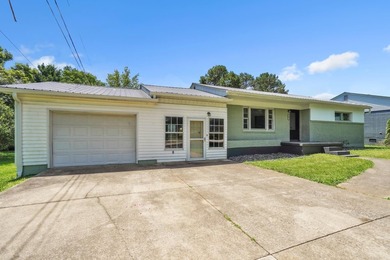 Welcome to this updated 3-bedroom, 2-bath home offering - photo 4