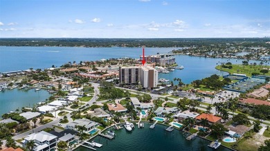 FULLY FURNISHED WATERFRONT PENTHOUSE WITH STUNNING INTRACOASTAL - photo 3