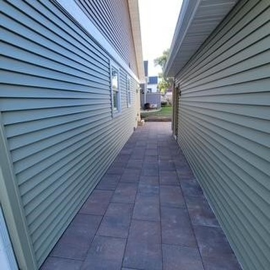 New construction in the heart of Beaver Dam. Homes is completed - photo 4