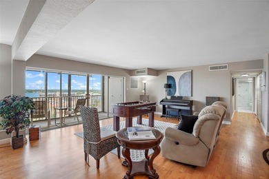 FULLY FURNISHED WATERFRONT PENTHOUSE WITH STUNNING INTRACOASTAL - photo 10