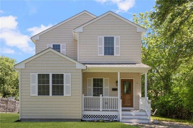 Nestled on a quiet dead-end street in Kingston, this spacious - photo 2