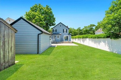 Timeless Colonial Charm with a beautifully updated 3-bedroom, 1 - photo 3