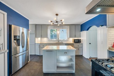 Timeless Colonial Charm with a beautifully updated 3-bedroom, 1 - photo 8