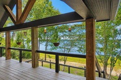 Wake up to breathtaking waterfront views and experience the best - photo 5