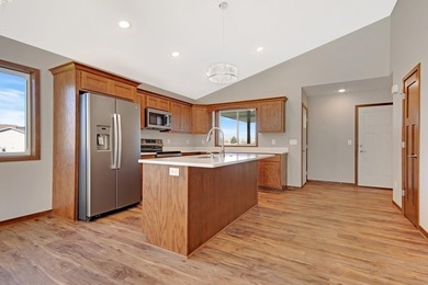 301 Gateway Parkway - photo 7
