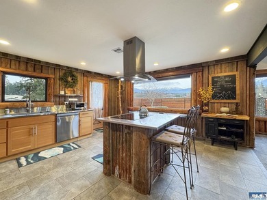 Mid-Century Rustic Charm Meets Modern Luxury! This beautifully - photo 13